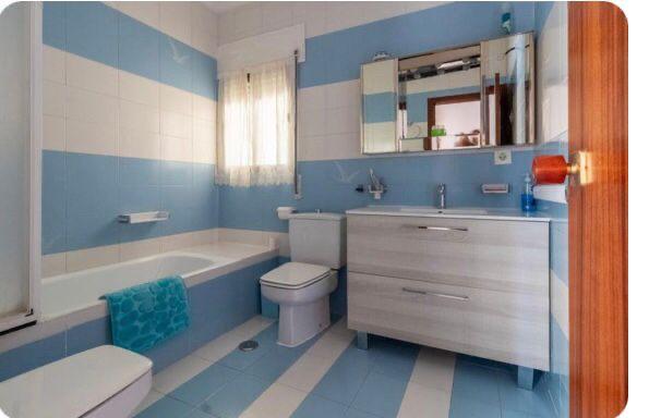Villa a Cabo Roig, Alicante, Spagna 3 camere da letto, 266 mq. N° 145165