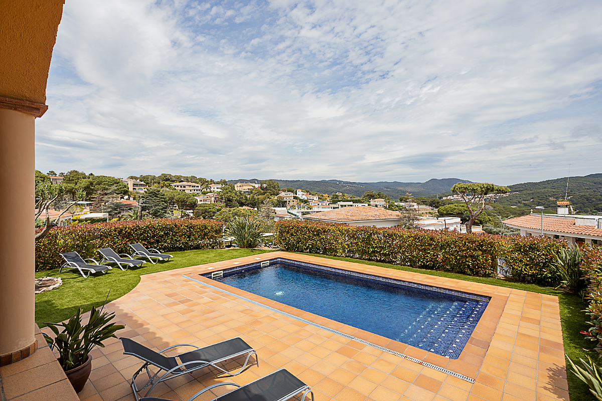 Willa w Lloret de Mar, Girona, Hiszpania 4 sypialnie, 332 mkw. nr 195658