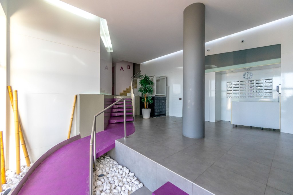 Huoneisto Torrevieja, Alicante, Espanja 4 makuuhuonetta, 110 m2 No. 145315