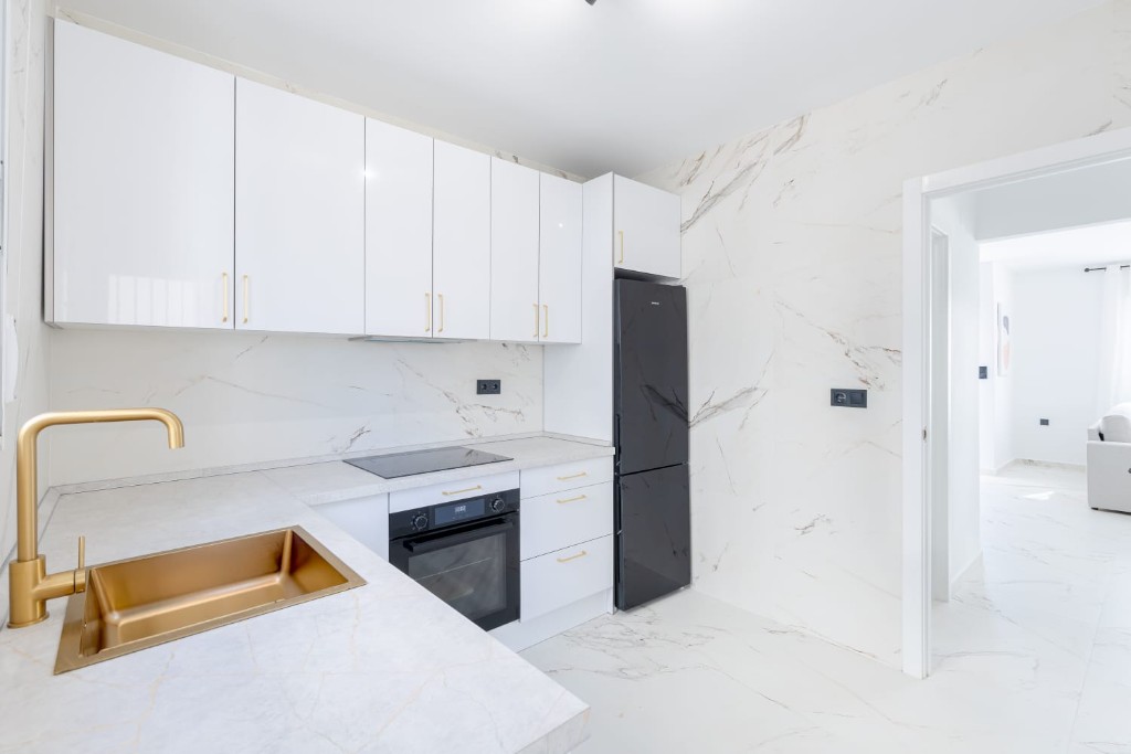 Villa in Alicante, Spanien 5 Schlafzimmer, 150 m2 Nr. 145316