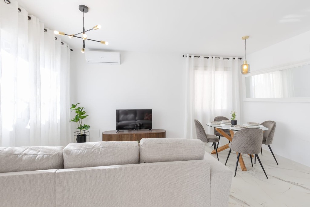 Villa in Alicante, Spanien 5 Schlafzimmer, 150 m2 Nr. 145316