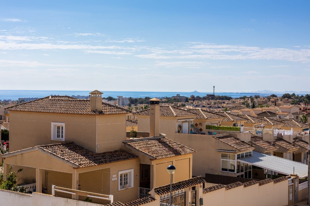 Villa in Alicante, Spanien 5 Schlafzimmer, 150 m2 Nr. 145316