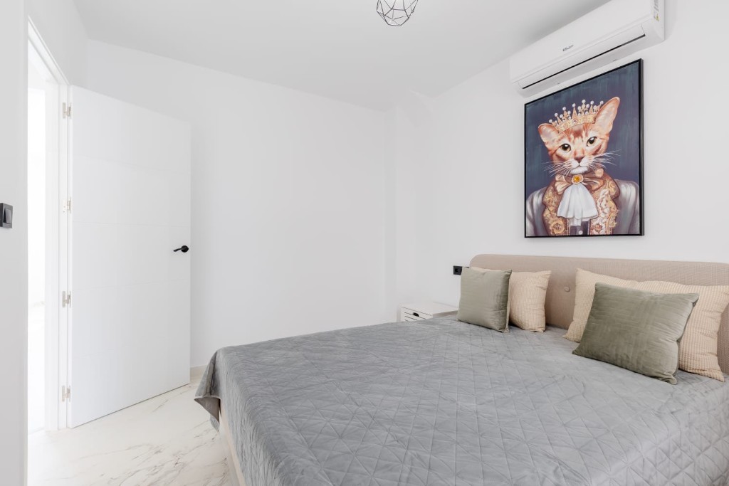 Villa in Alicante, Spanien 5 Schlafzimmer, 150 m2 Nr. 145316
