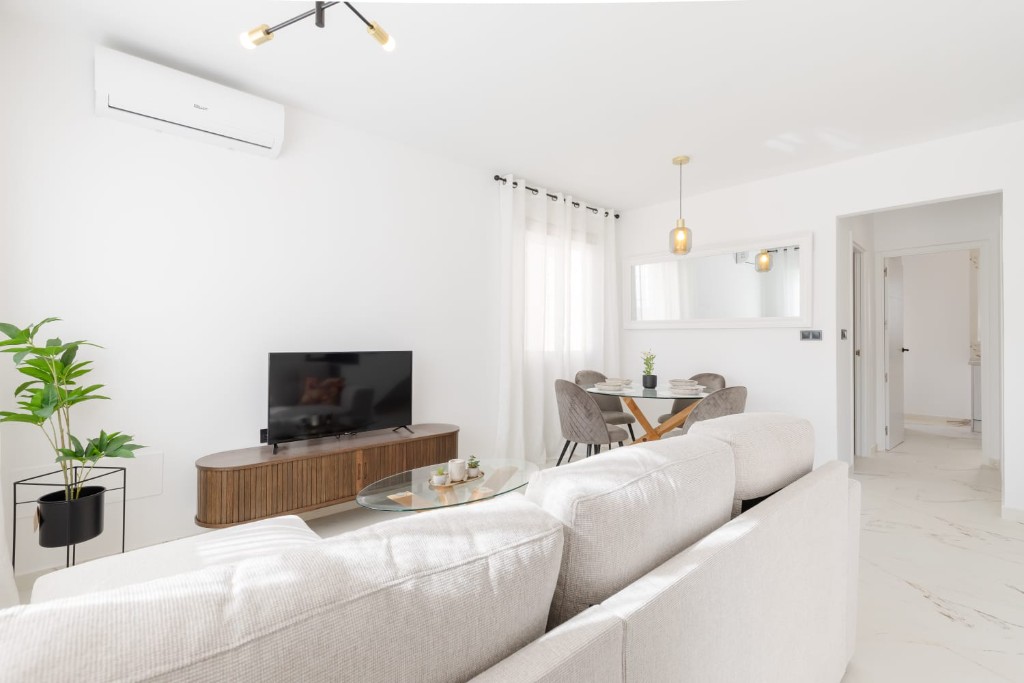 Villa in Alicante, Spanien 5 Schlafzimmer, 150 m2 Nr. 145316