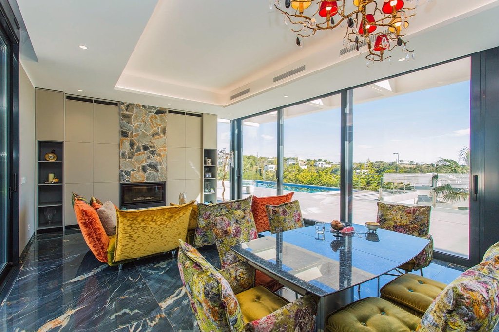 Villa in Campoamor, Alicante, Spain 6 bedrooms, 450 sq.m. No. 145318