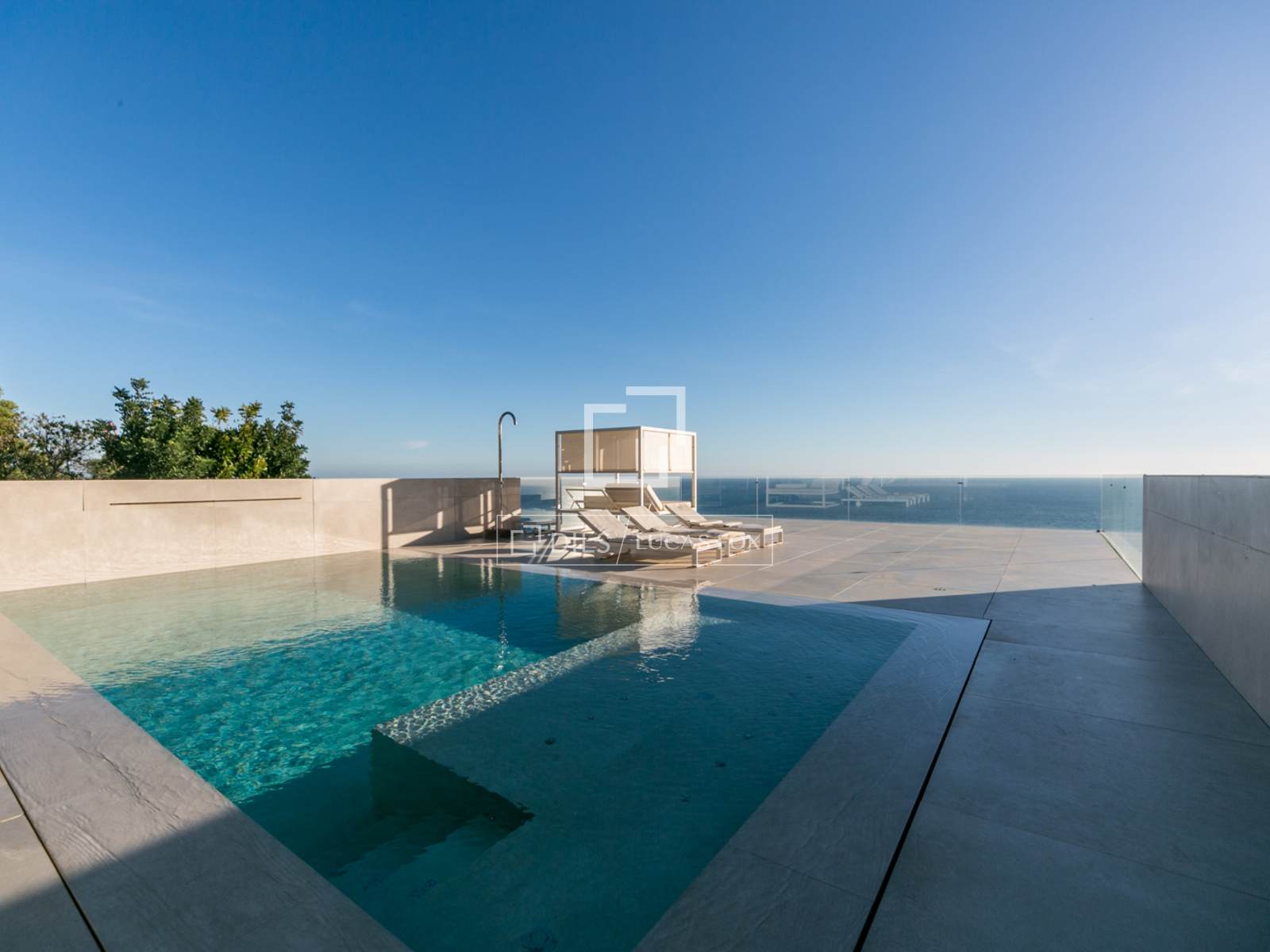 Villa in Castelldefels, Barcelona, Spain 6 bedrooms, 400 sq.m. No. 150350