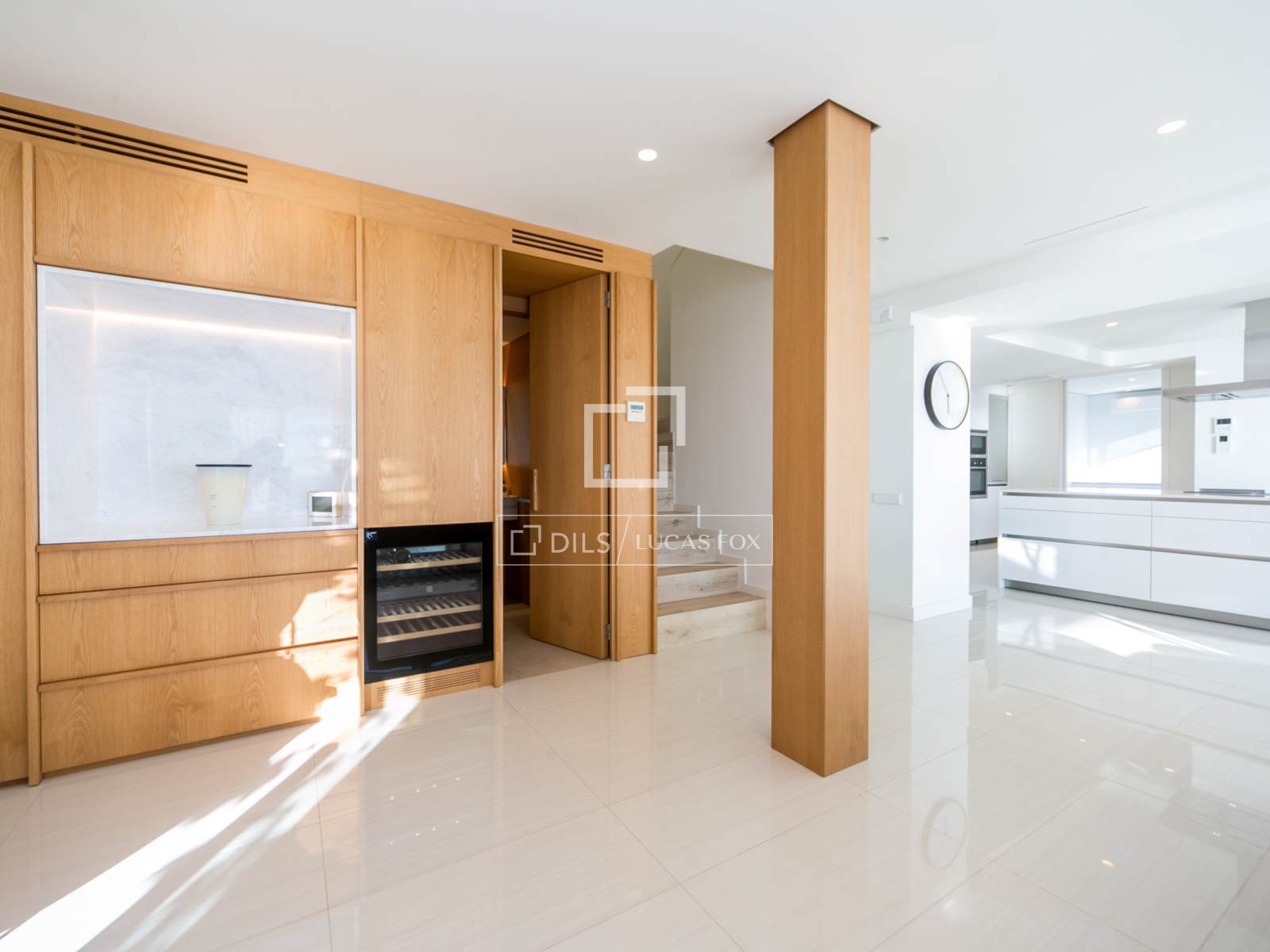 Villa in Castelldefels, Barcelona, Spain 6 bedrooms, 400 sq.m. No. 150350