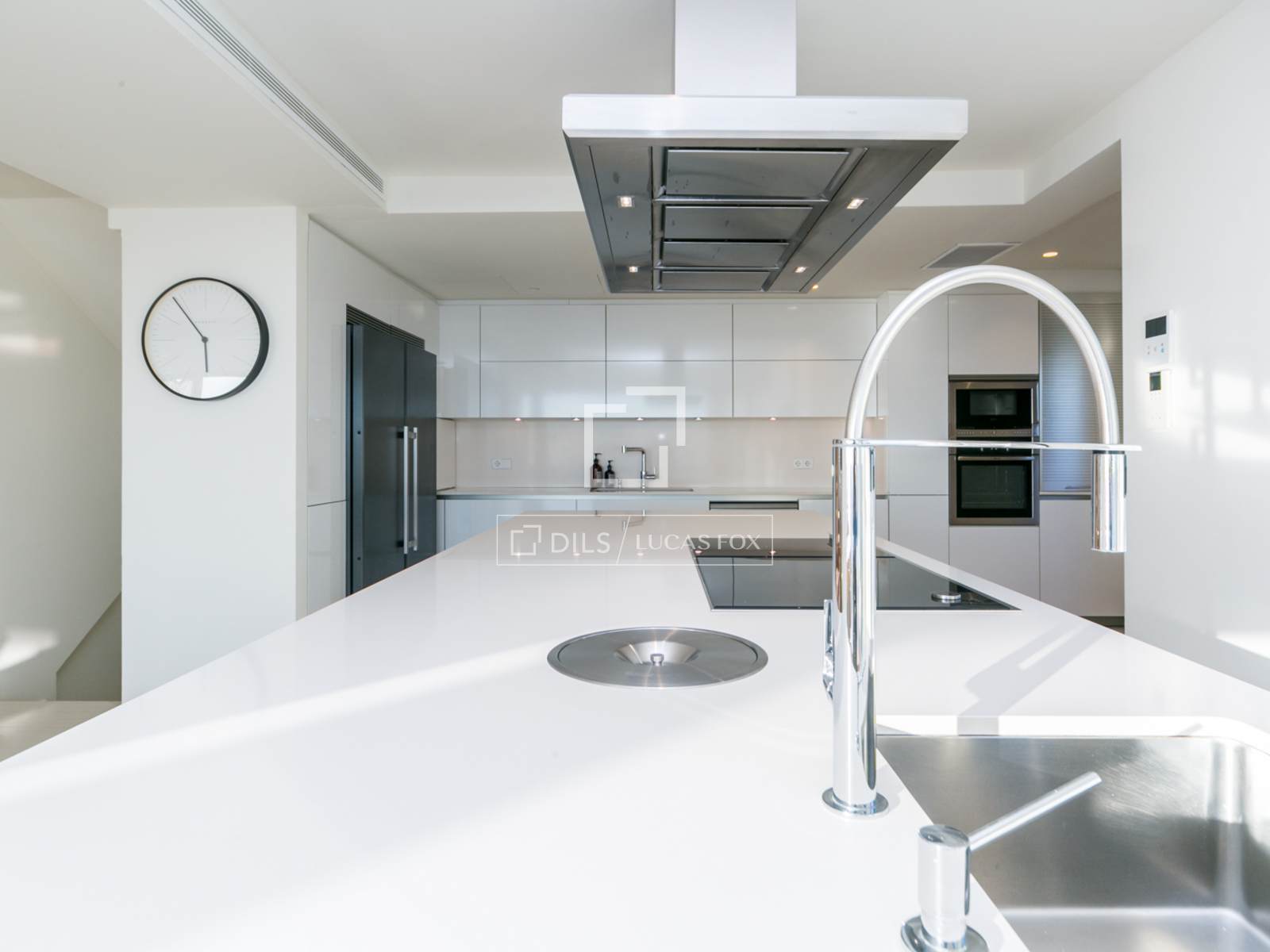 Villa in Castelldefels, Barcelona, Spain 6 bedrooms, 400 sq.m. No. 150350