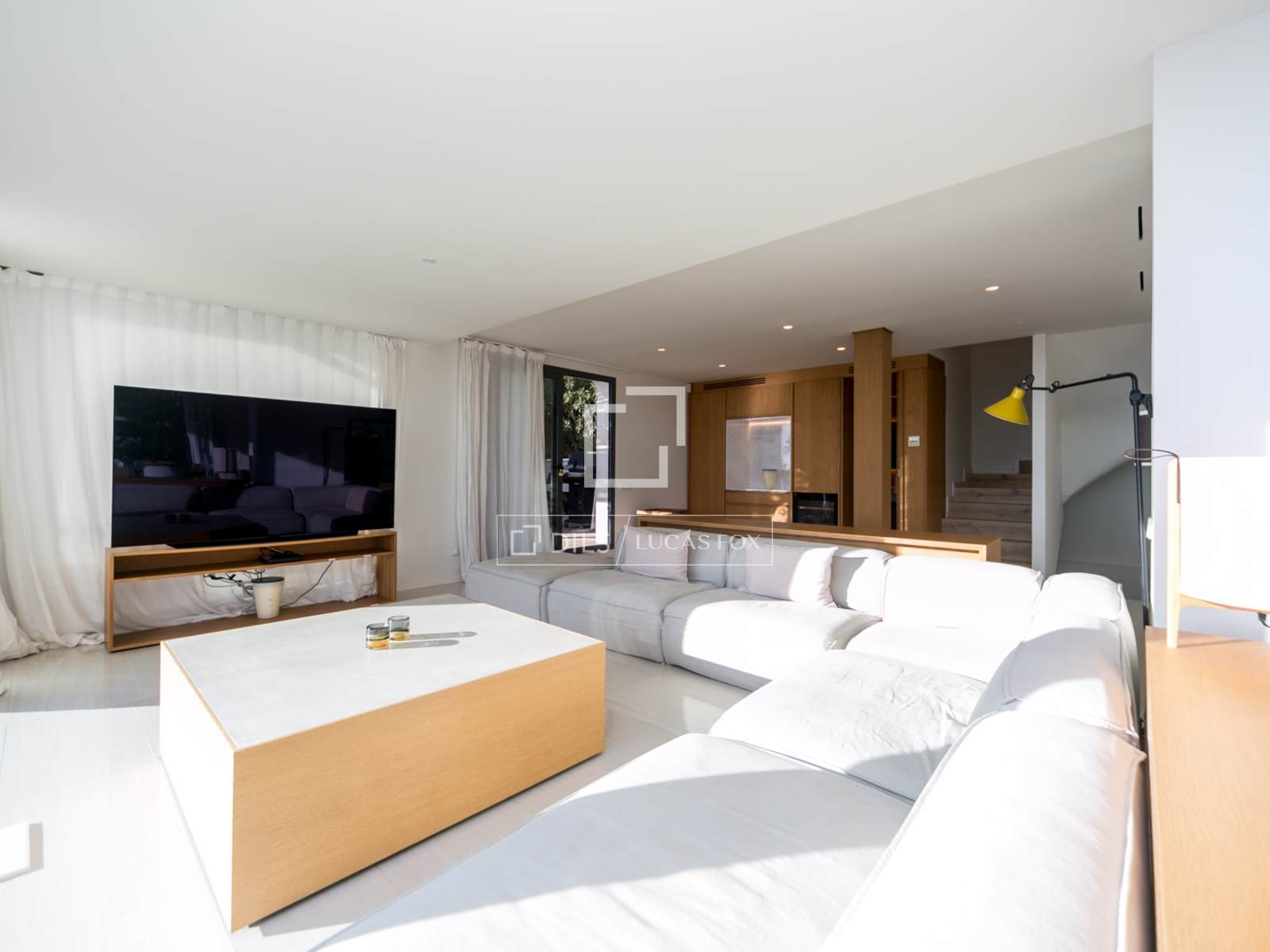 Villa in Castelldefels, Barcelona, Spain 6 bedrooms, 400 sq.m. No. 150350