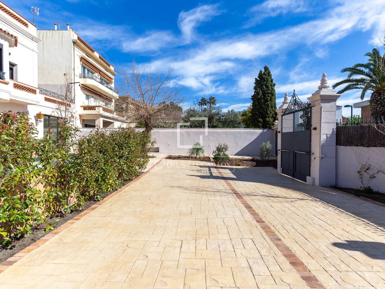 Villa in Sant Just Desvern, Barcelona, Spanien 5 Schlafzimmer, 528 m2 Nr. 150351