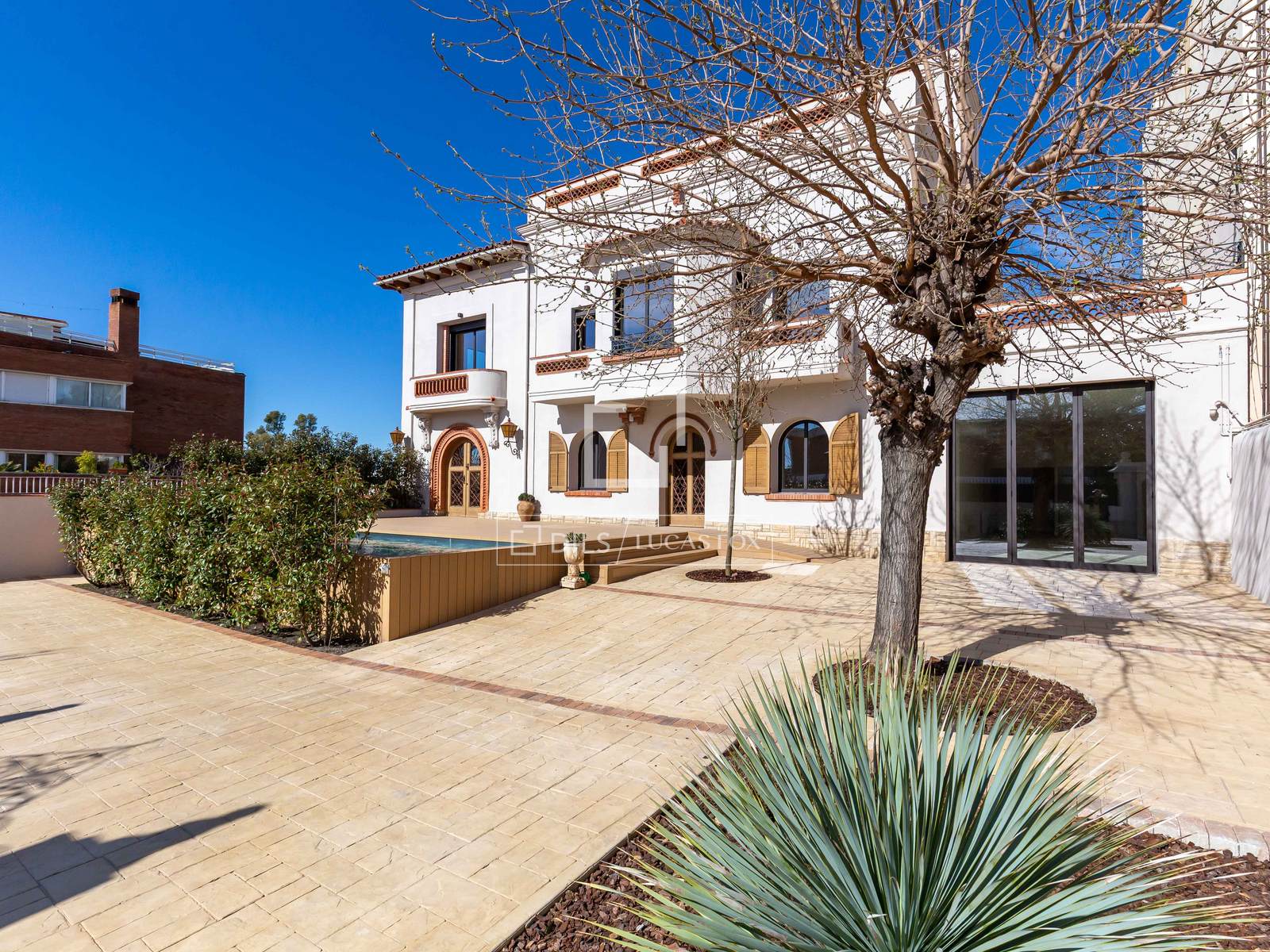 Villa in Sant Just Desvern, Barcelona, Spanien 5 Schlafzimmer, 528 m2 Nr. 150351