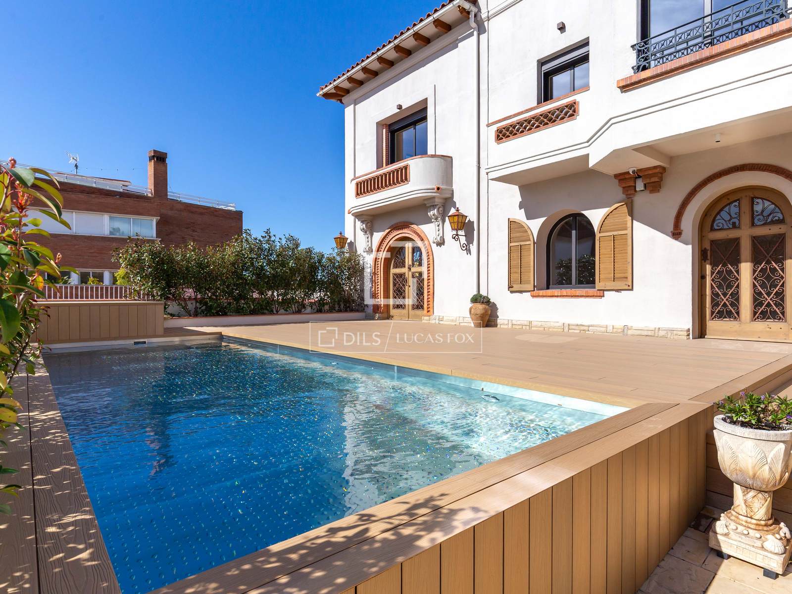 Villa in Sant Just Desvern, Barcelona, Spanien 5 Schlafzimmer, 528 m2 Nr. 150351