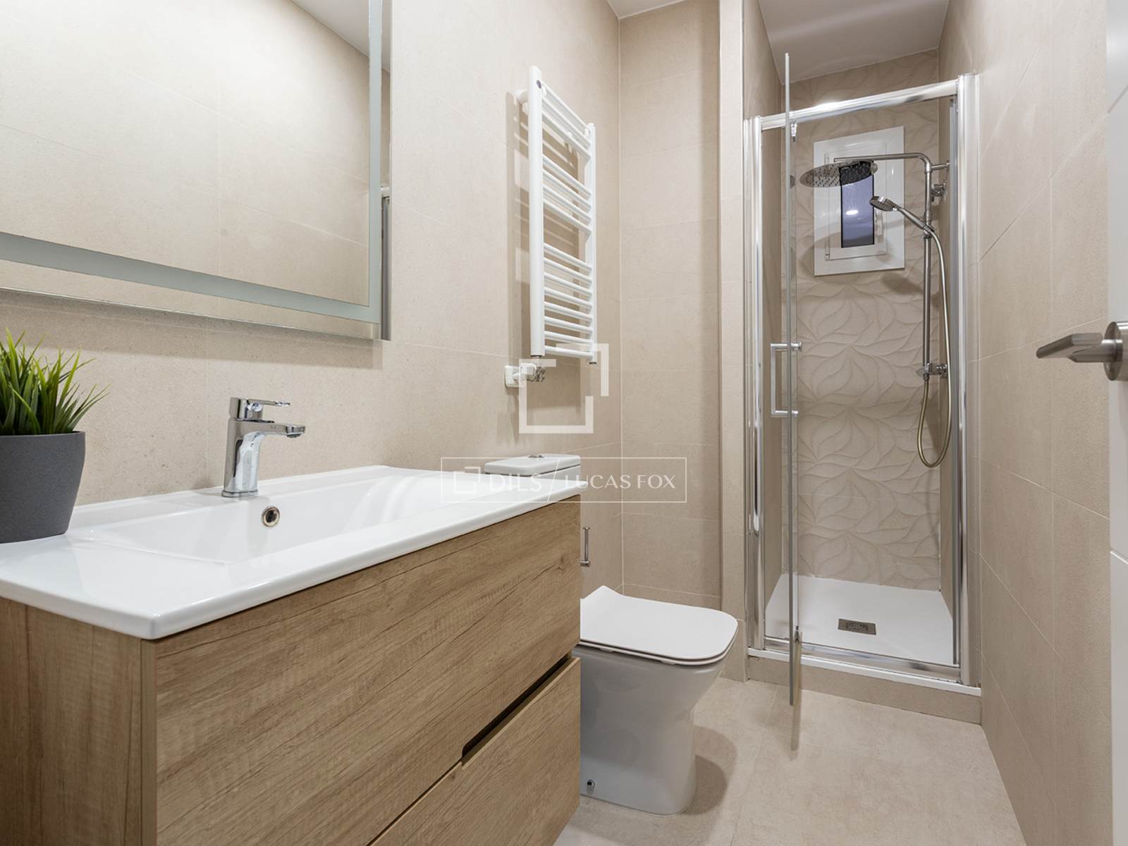Dzīvoklis Barcelona, Spānijā 3 istabas, 83 m2 Nr. 150355