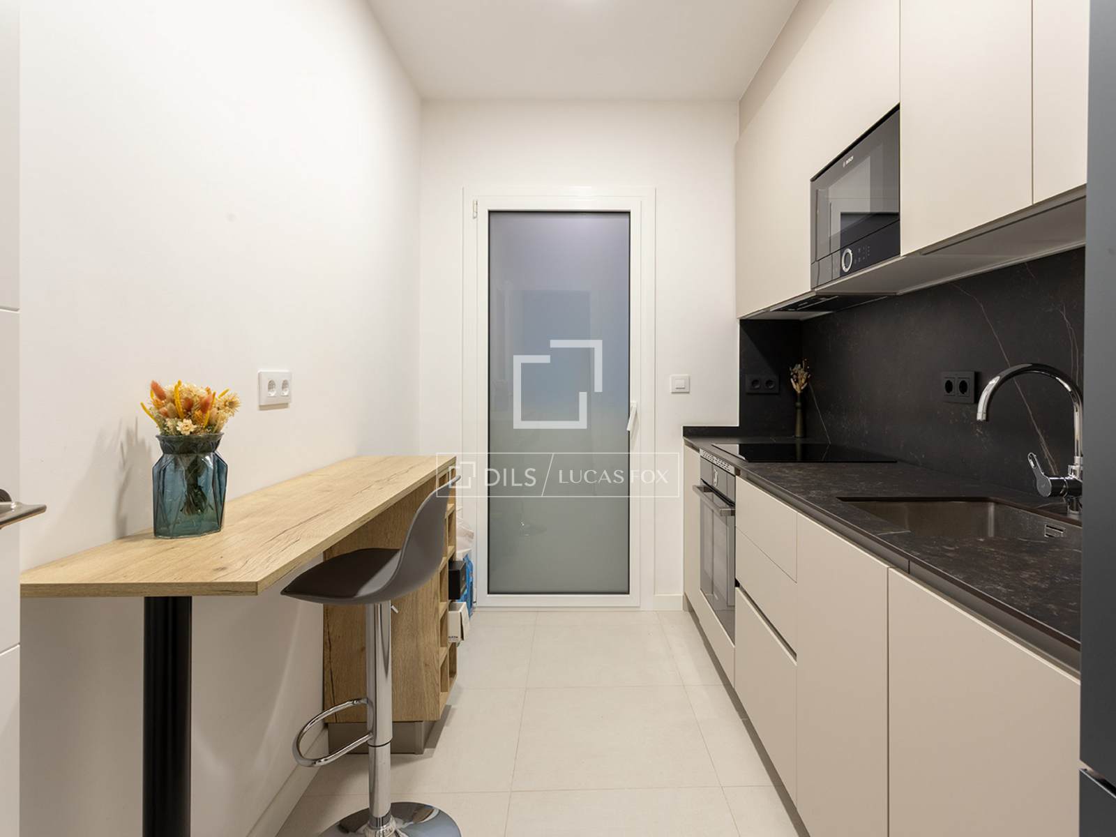 Dzīvoklis Barcelona, Spānijā 3 istabas, 83 m2 Nr. 150355