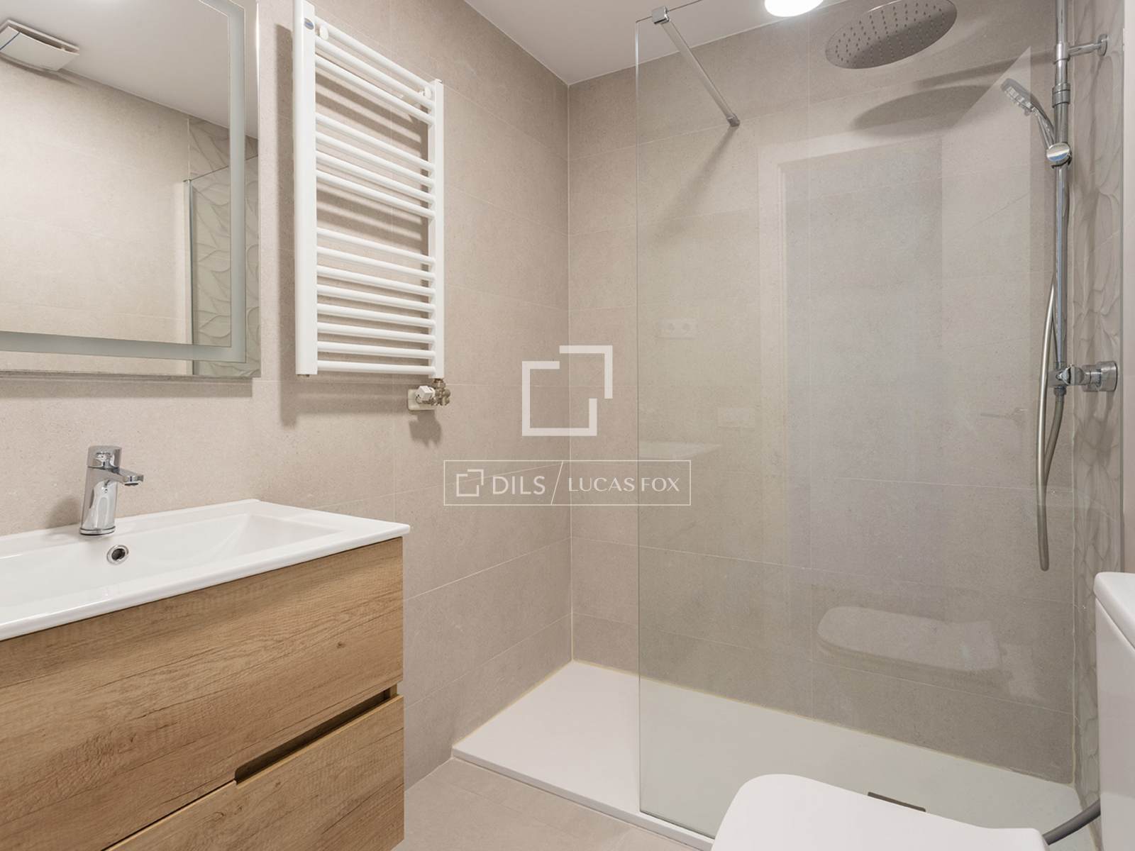 Dzīvoklis Barcelona, Spānijā 3 istabas, 83 m2 Nr. 150355