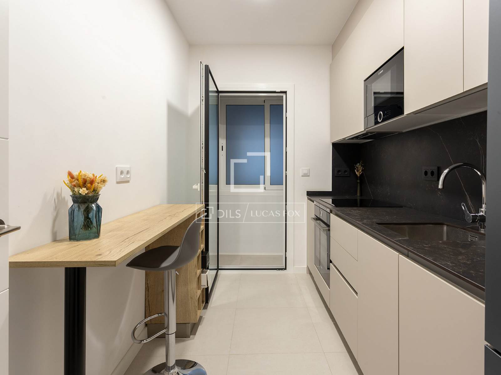 Dzīvoklis Barcelona, Spānijā 3 istabas, 83 m2 Nr. 150355