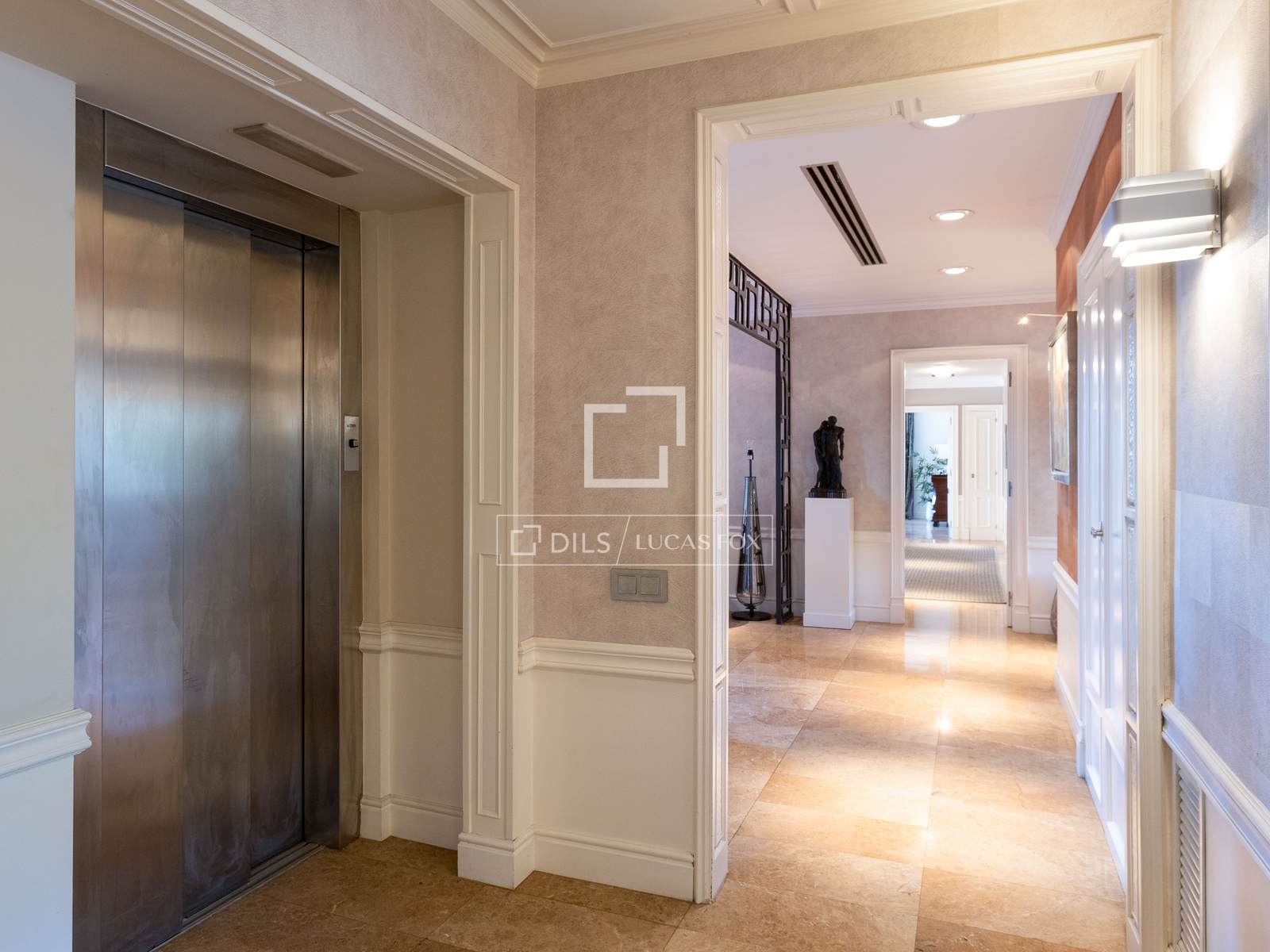 Villa en Vallromanes, Barcelona, España 7 dormitorios, 1016 m2 No. 150352