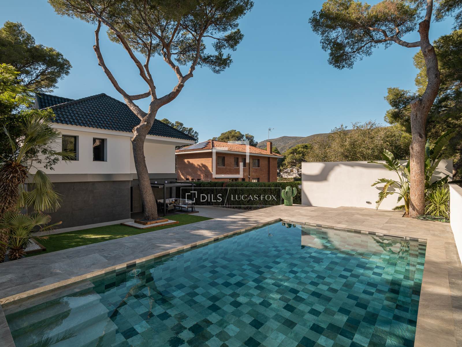 Villa Castelldefels, Barcelona, Spānijā 5 istabas, 331 m2 Nr. 150354