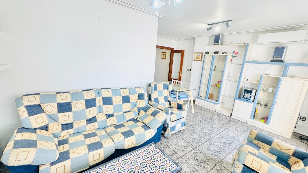 Huoneisto Torrevieja, Alicante, Espanja 3 makuuhuonetta, 119 m2 No. 145383