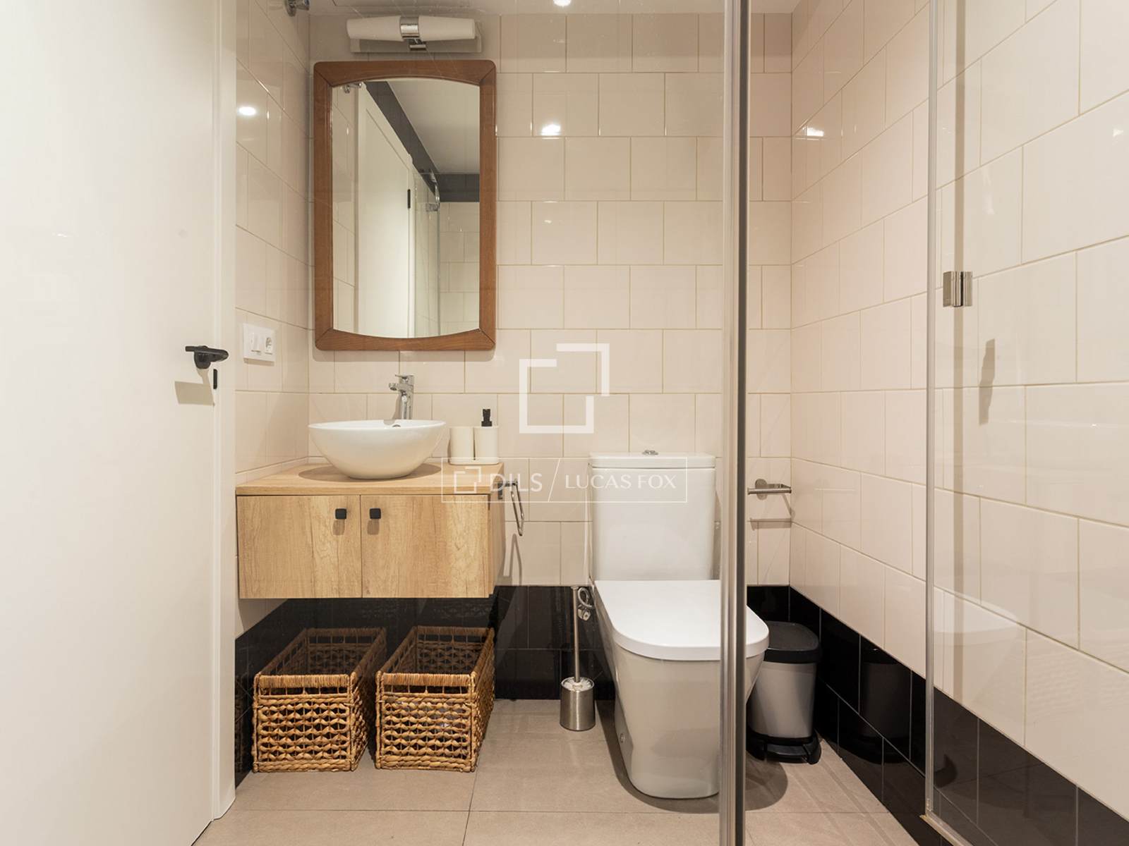 Huoneisto Barcelona, Espanja 2 makuuhuonetta, 67 m2 No. 161405