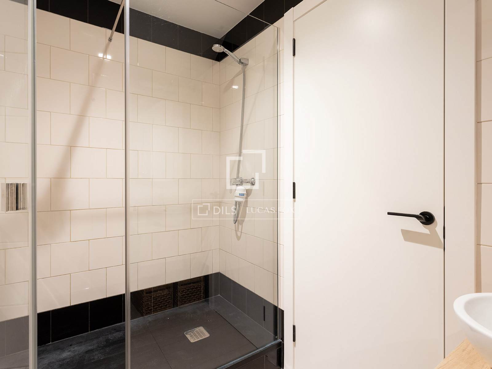 Huoneisto Barcelona, Espanja 2 makuuhuonetta, 67 m2 No. 161405
