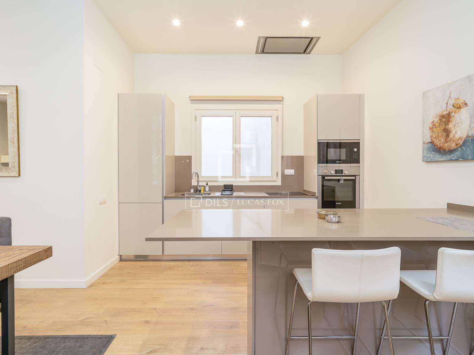 Huoneisto Barcelona, Espanja 4 makuuhuonetta, 169 m2 No. 161403