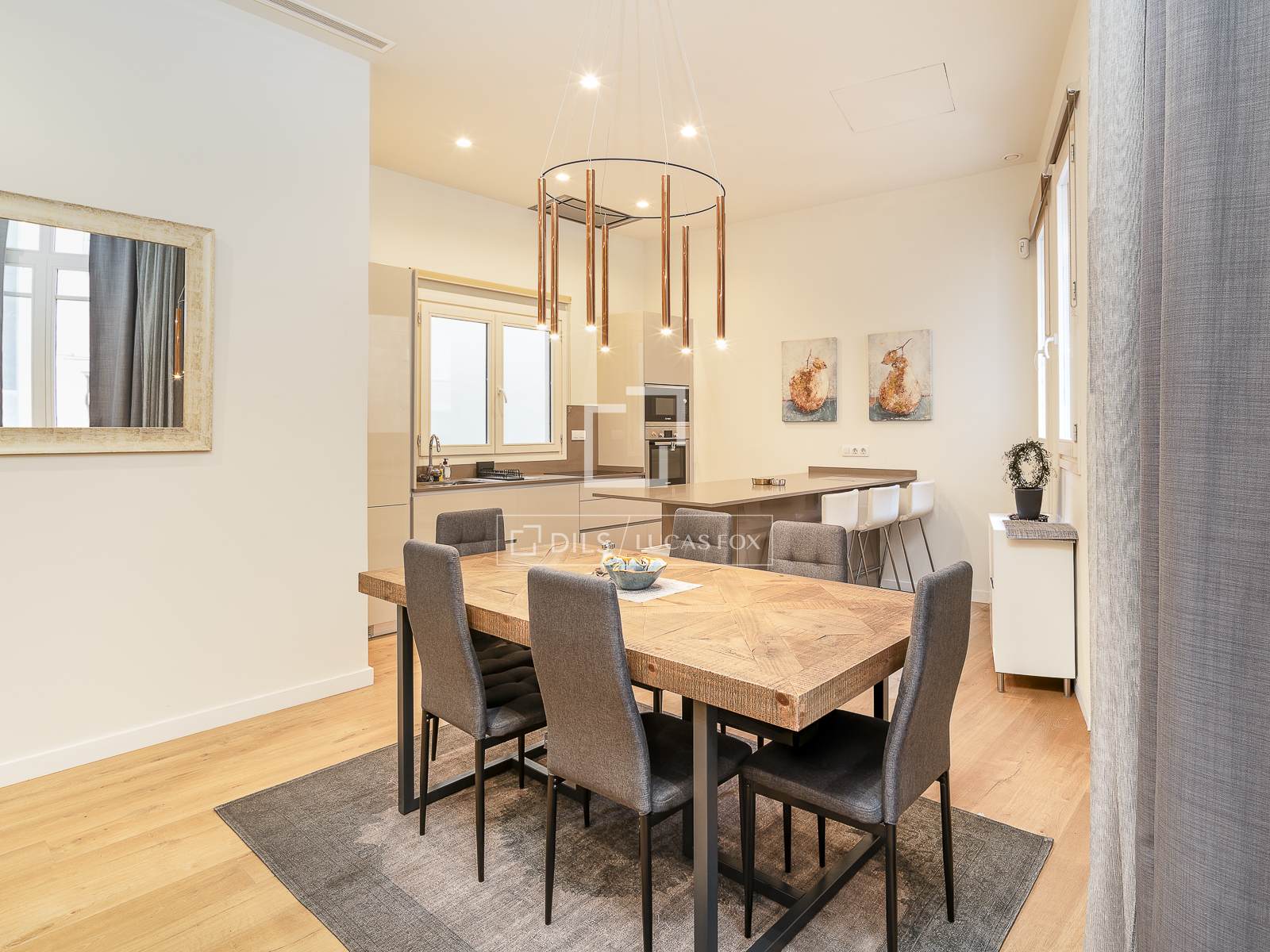 Huoneisto Barcelona, Espanja 4 makuuhuonetta, 169 m2 No. 161403
