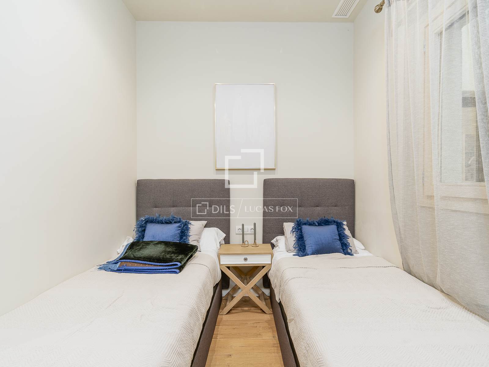 Huoneisto Barcelona, Espanja 4 makuuhuonetta, 169 m2 No. 161403