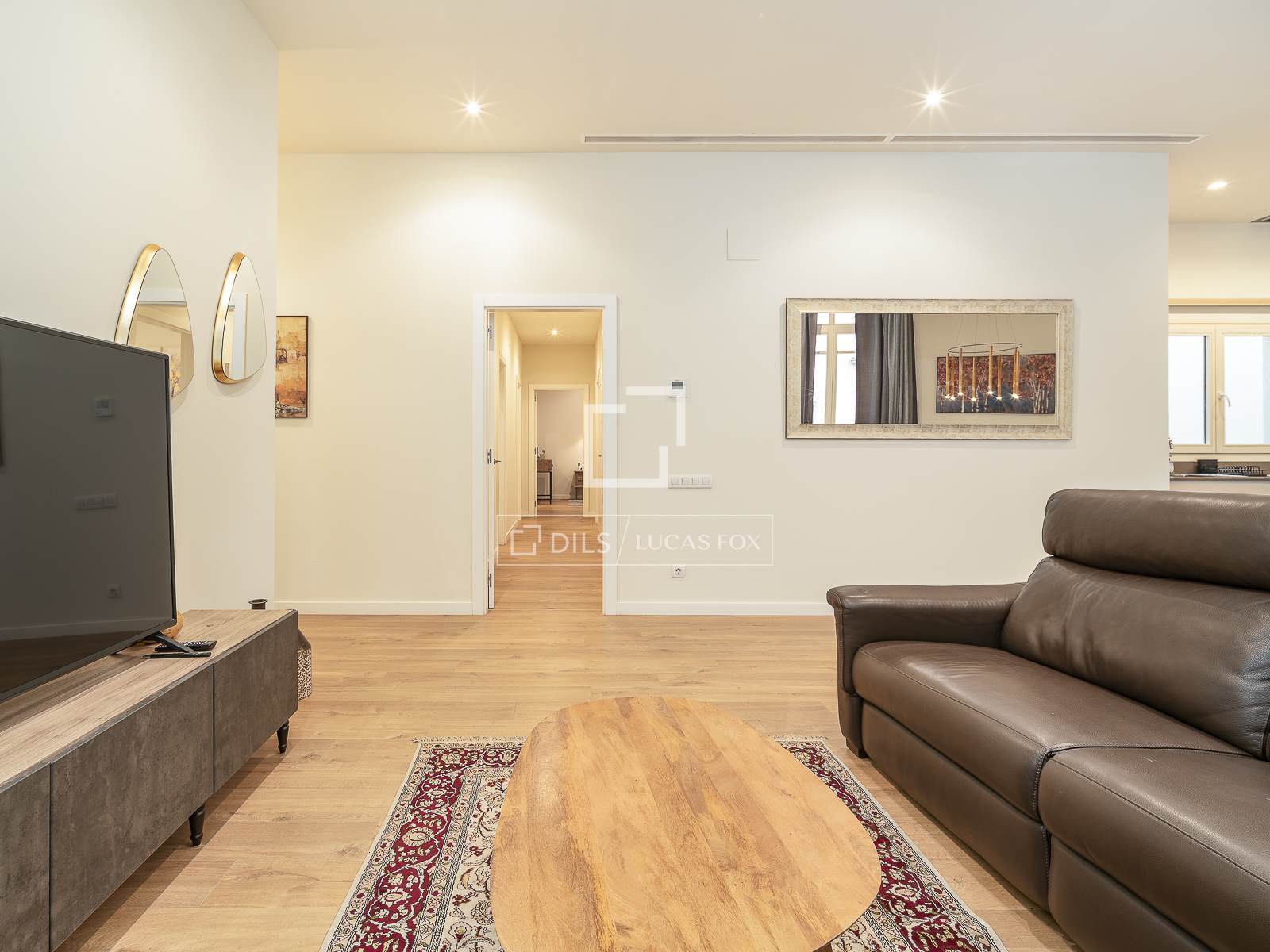 Huoneisto Barcelona, Espanja 4 makuuhuonetta, 169 m2 No. 161403