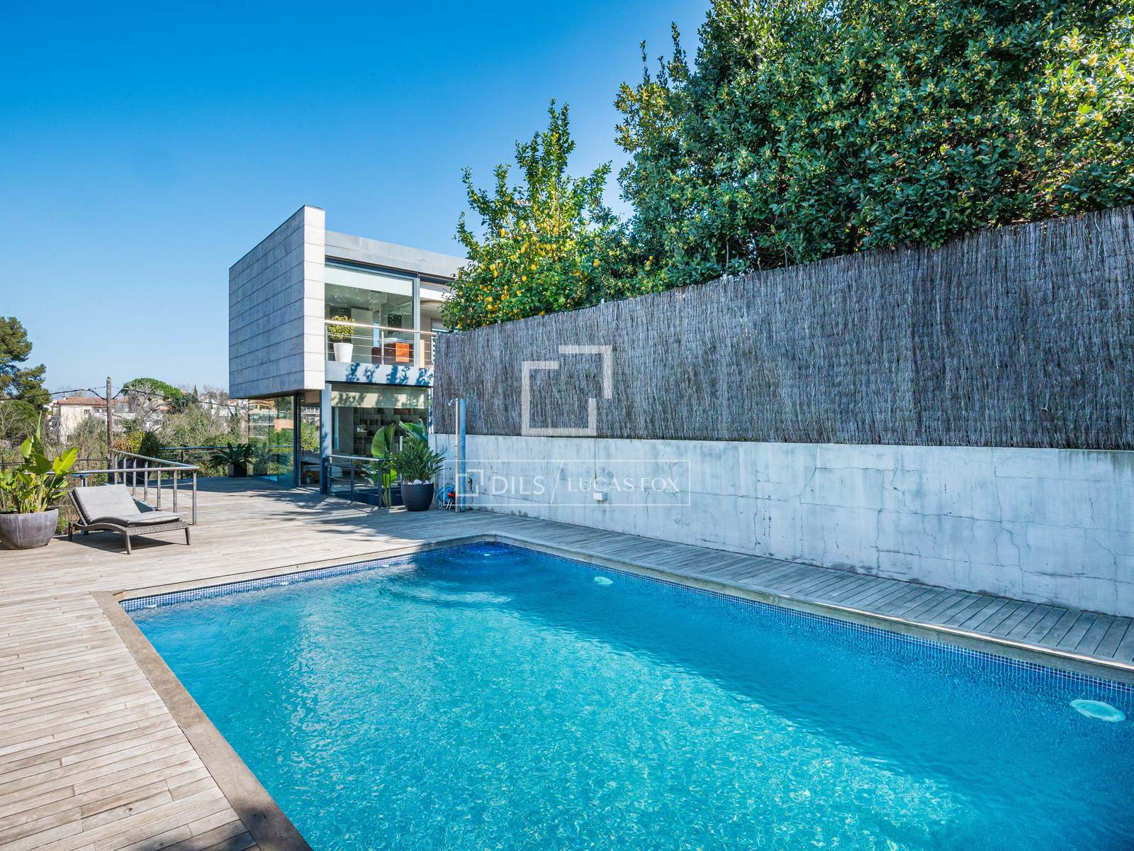 Villa en Sant Cugat del Vallès, Barcelona, España 6 dormitorios, 447 m2 No. 161399