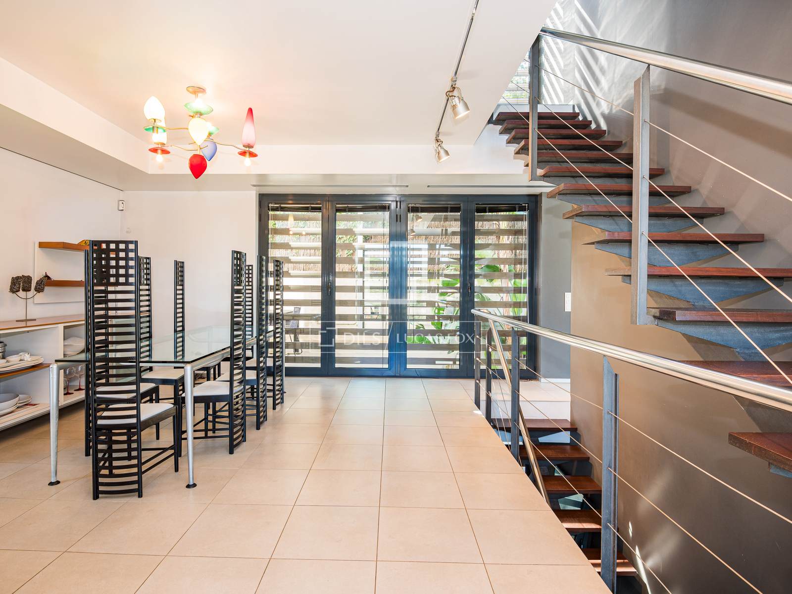 Villa en Sant Cugat del Vallès, Barcelona, España 6 dormitorios, 447 m2 No. 161399