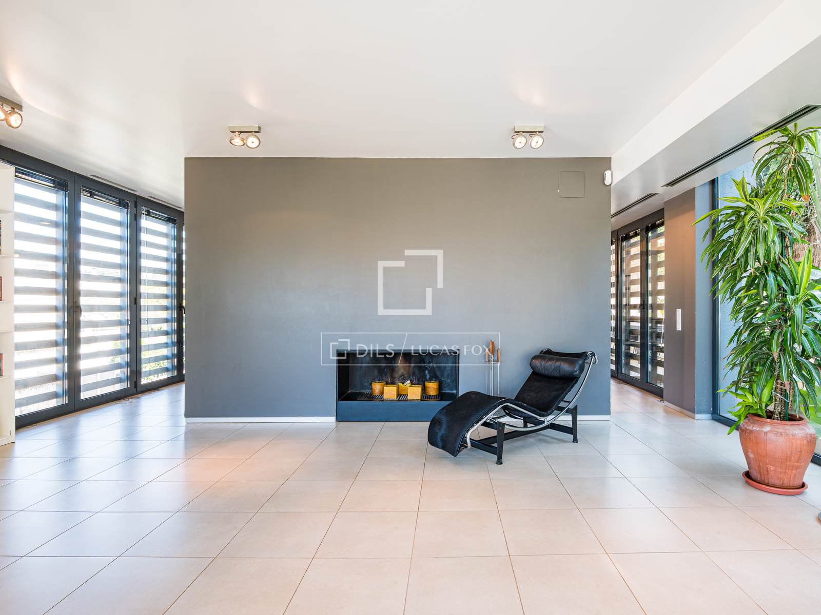 Villa en Sant Cugat del Vallès, Barcelona, España 6 dormitorios, 447 m2 No. 161399