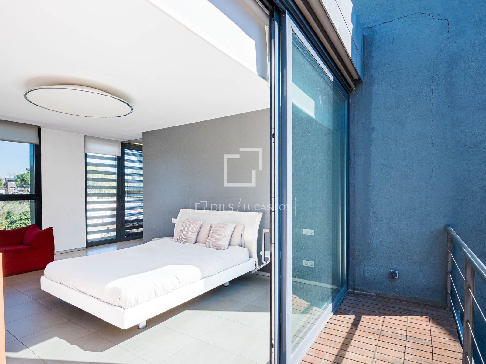 Villa en Sant Cugat del Vallès, Barcelona, España 6 dormitorios, 447 m2 No. 161399