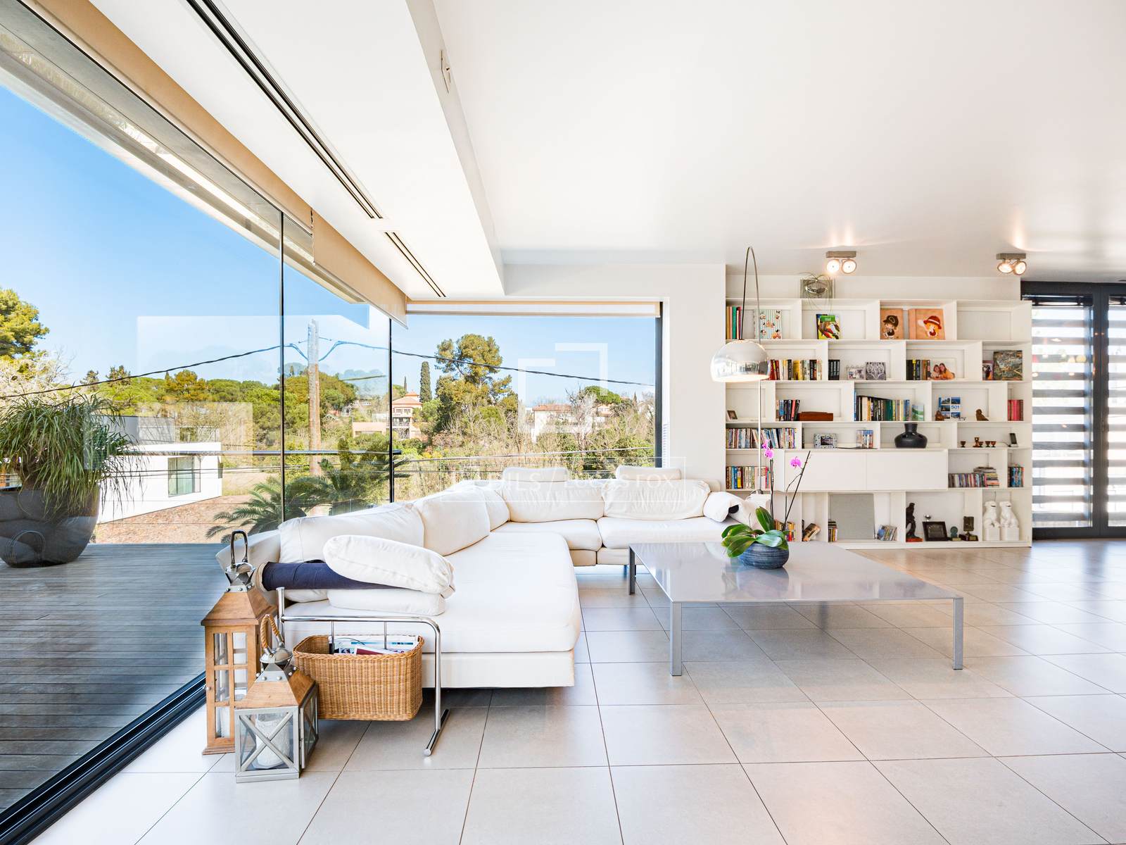 Villa en Sant Cugat del Vallès, Barcelona, España 6 dormitorios, 447 m2 No. 161399
