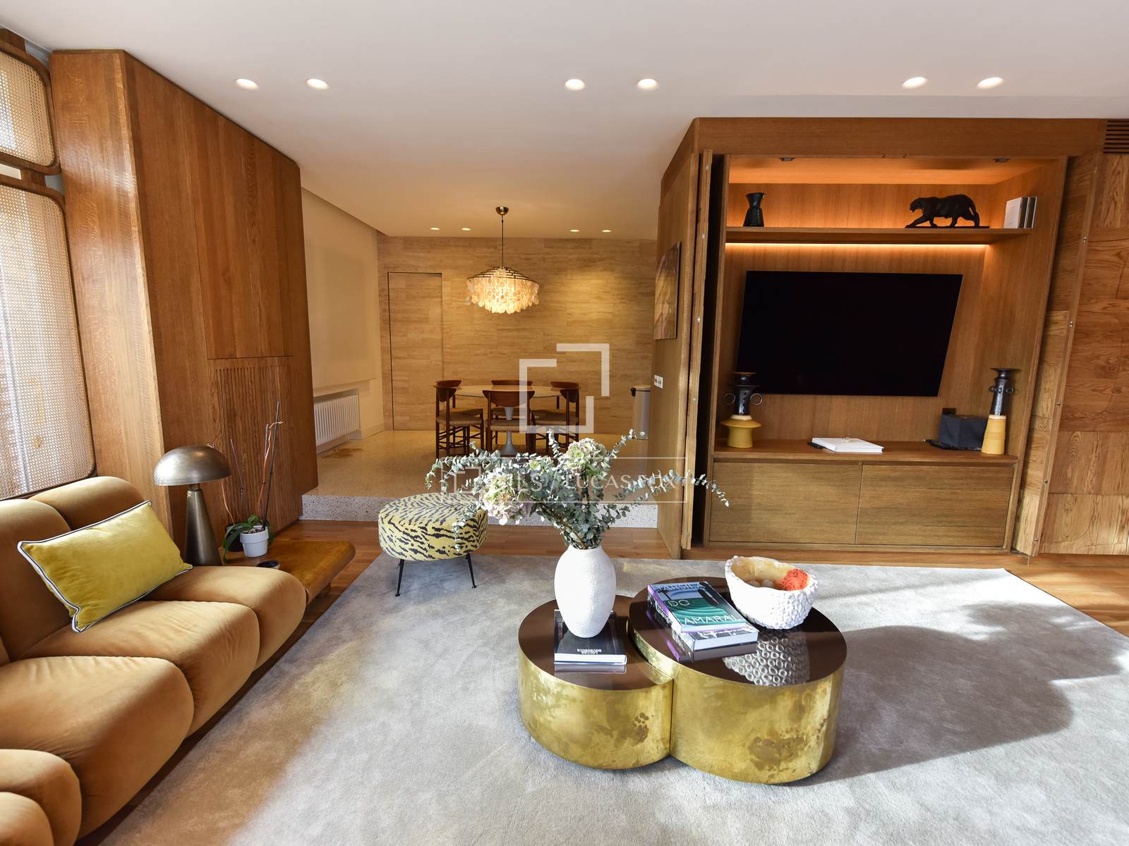 Apartment in Barcelona, Spain 4 bedrooms, 174 sq.m. No. 161400