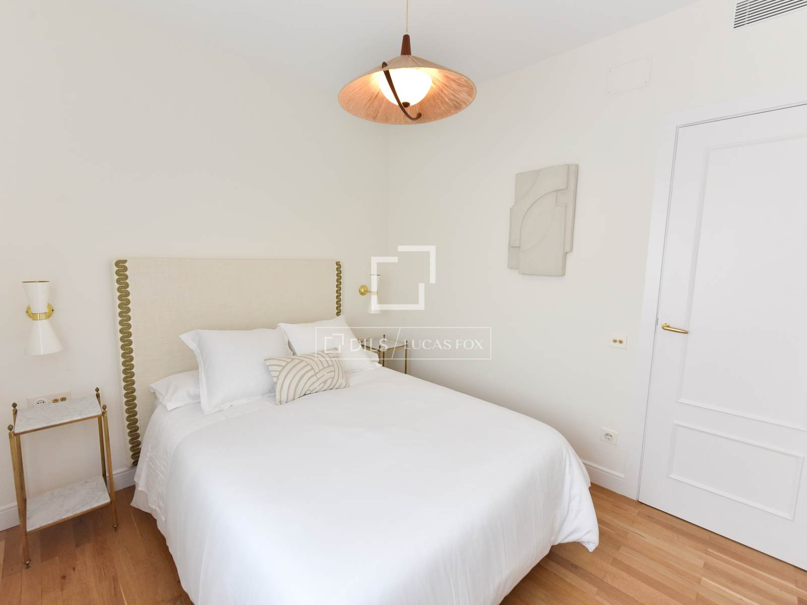 Apartment in Barcelona, Spain 4 bedrooms, 174 sq.m. No. 161400