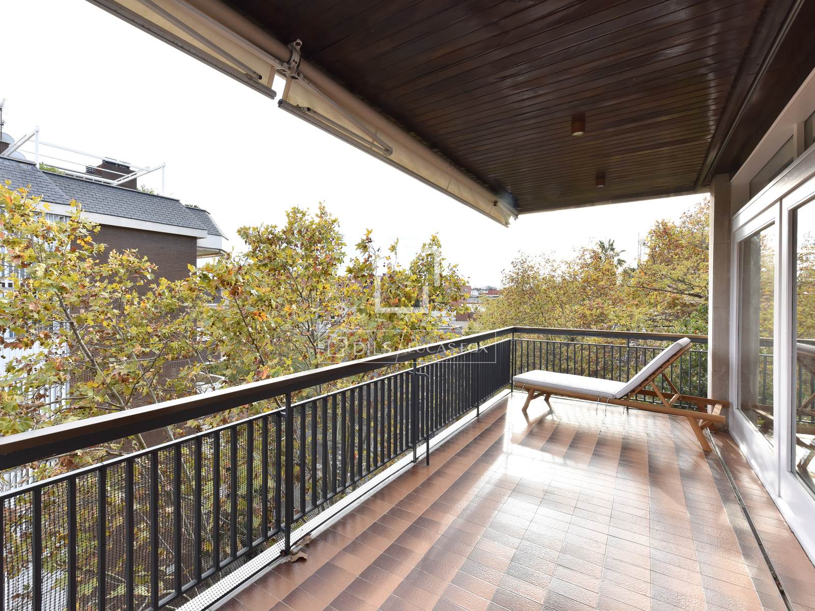 Apartment in Barcelona, Spain 4 bedrooms, 174 sq.m. No. 161400