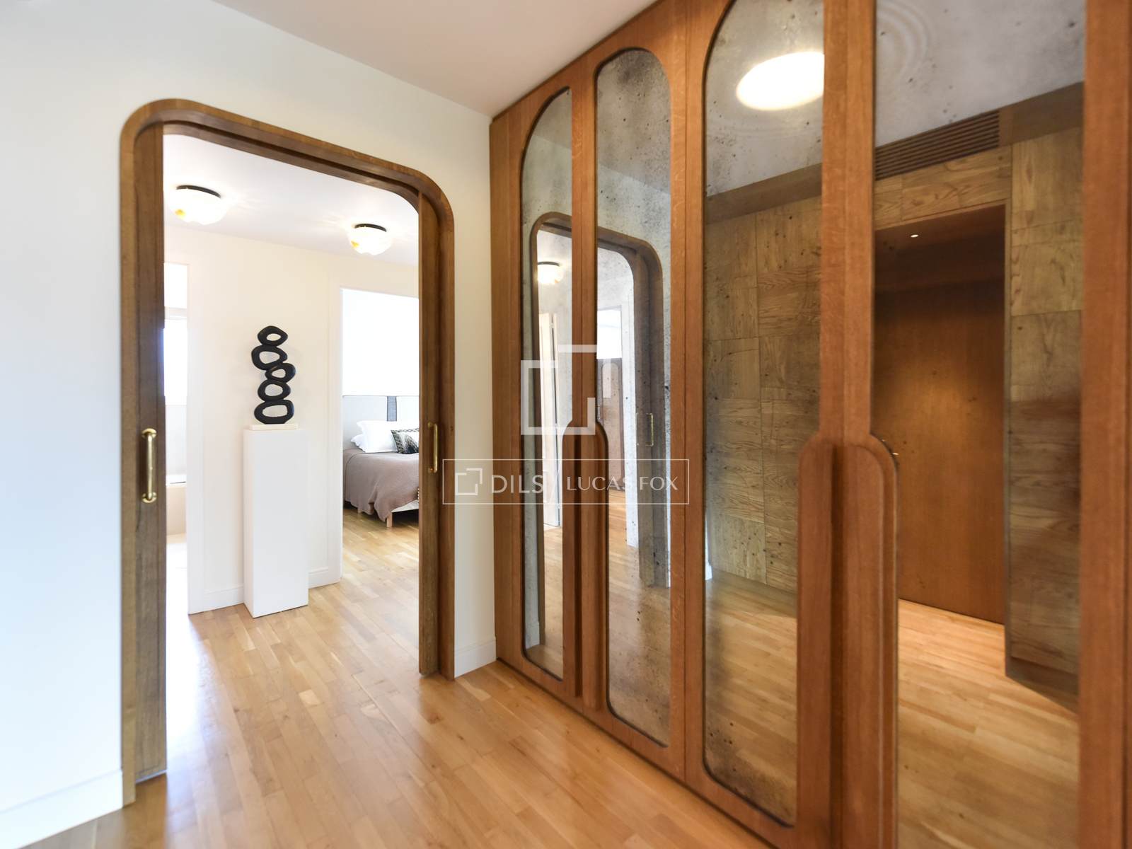 Apartment in Barcelona, Spain 4 bedrooms, 174 sq.m. No. 161400