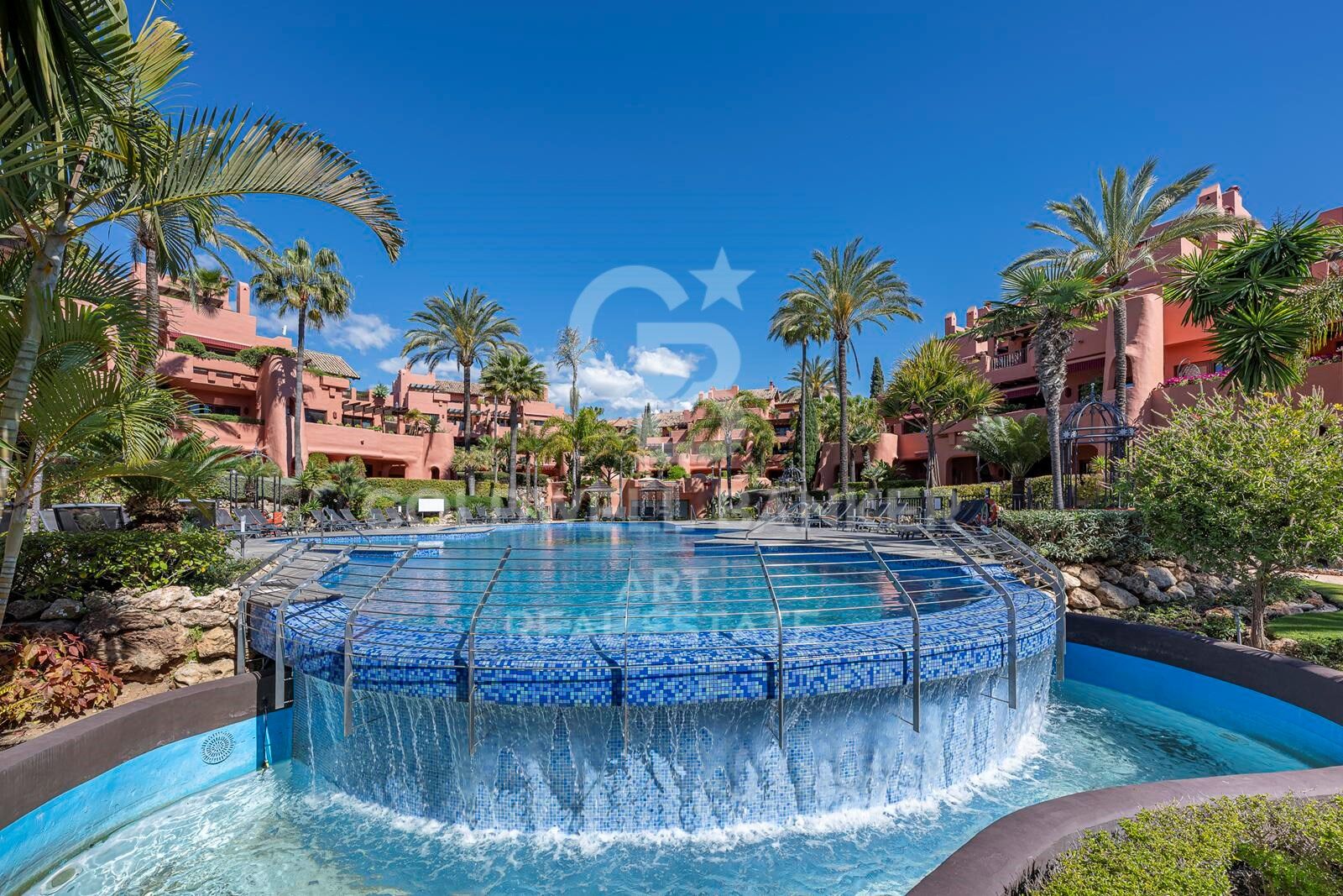 Penthouse w Estepona, Malaga, Hiszpania 3 sypialnie, 206 mkw. nr 158352