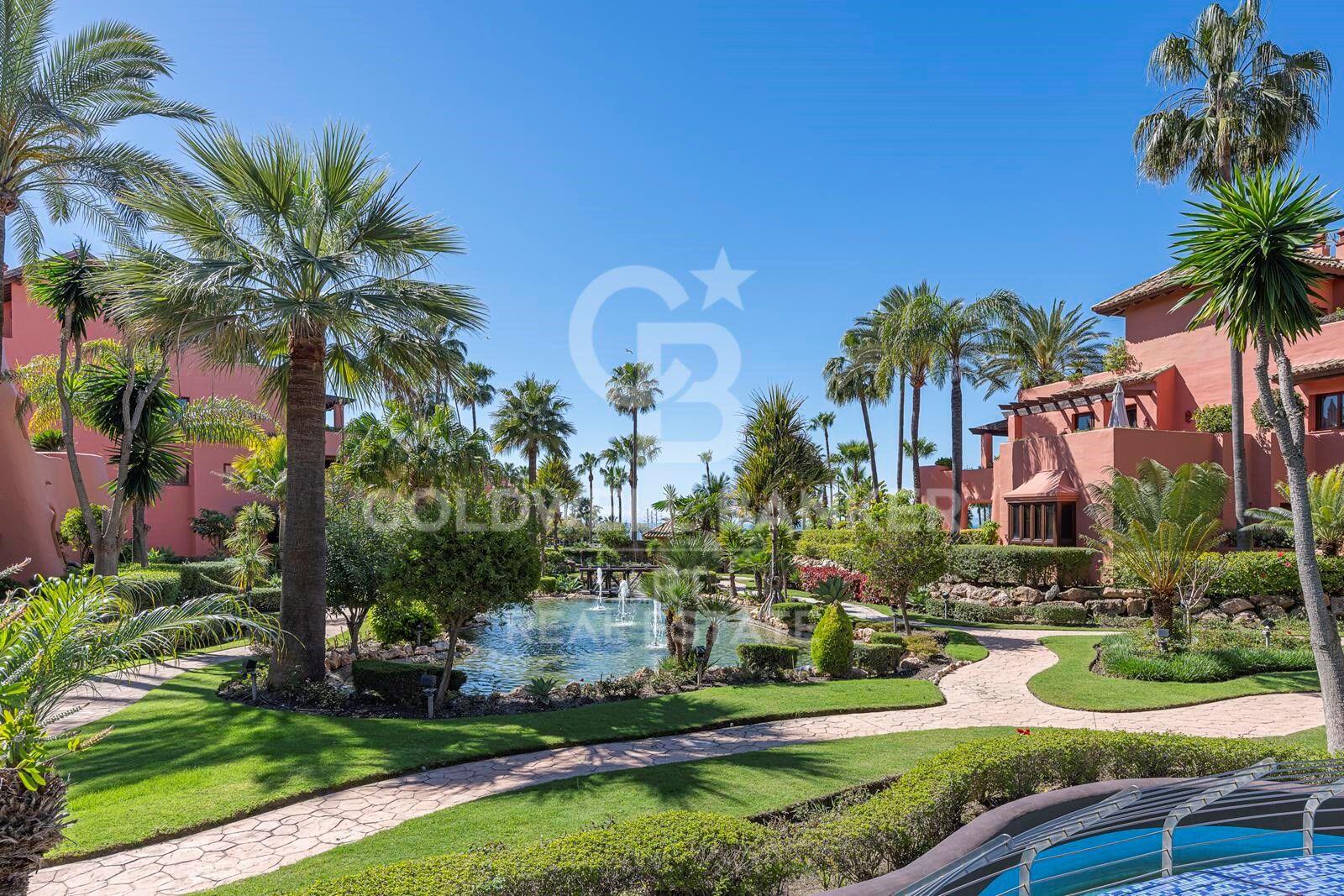 Penthouse w Estepona, Malaga, Hiszpania 3 sypialnie, 206 mkw. nr 158352