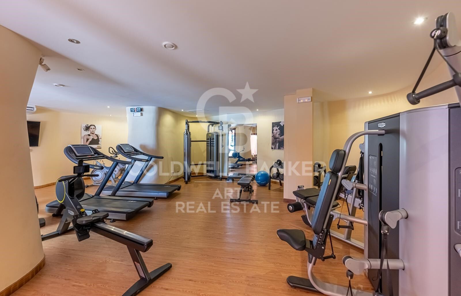 Penthouse w Estepona, Malaga, Hiszpania 3 sypialnie, 206 mkw. nr 158352