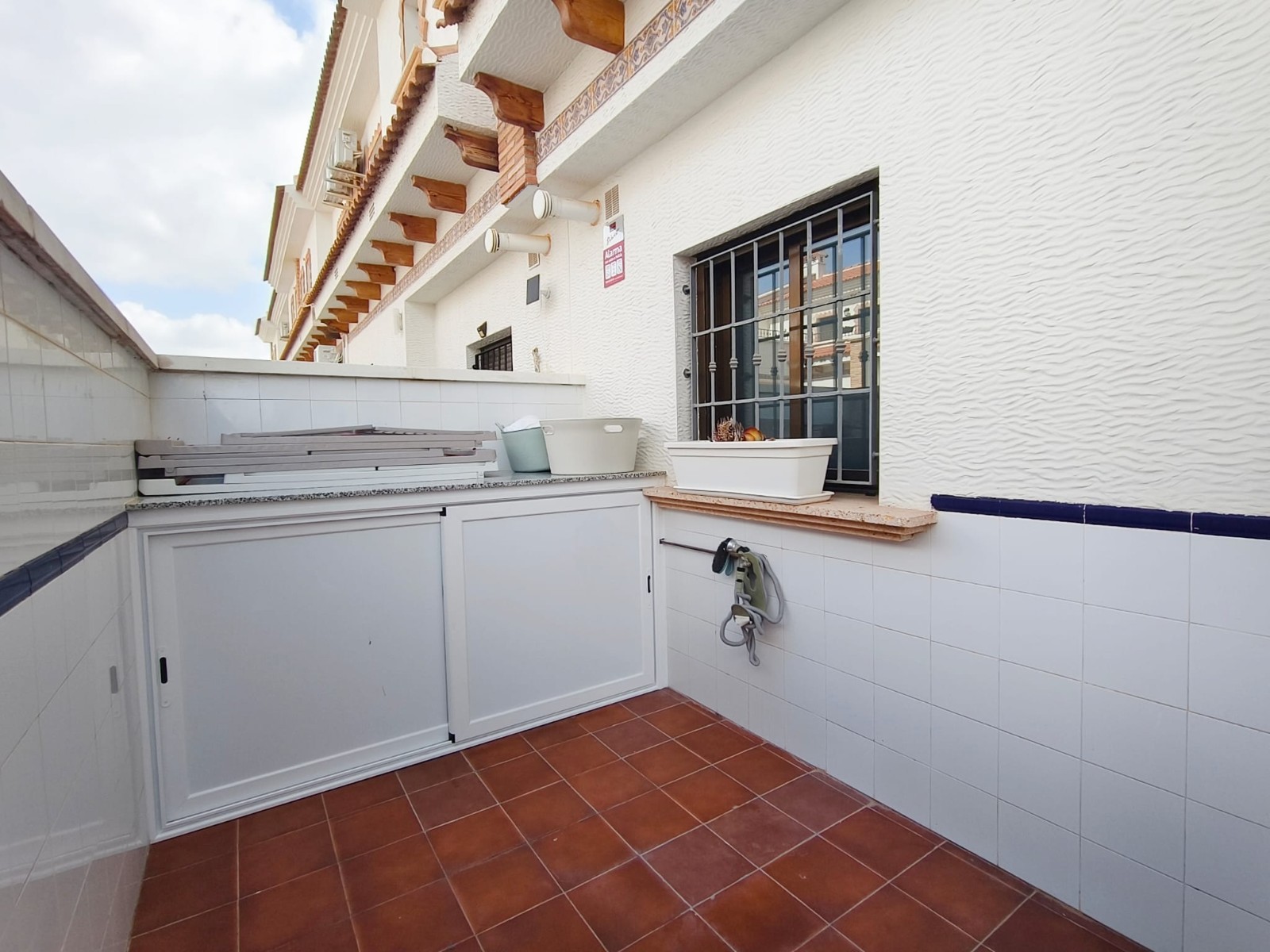 Radhus i San Miguel de Salinas, Alicante, Spanien 3 sovrum, 102 kvm. Nr. 190216