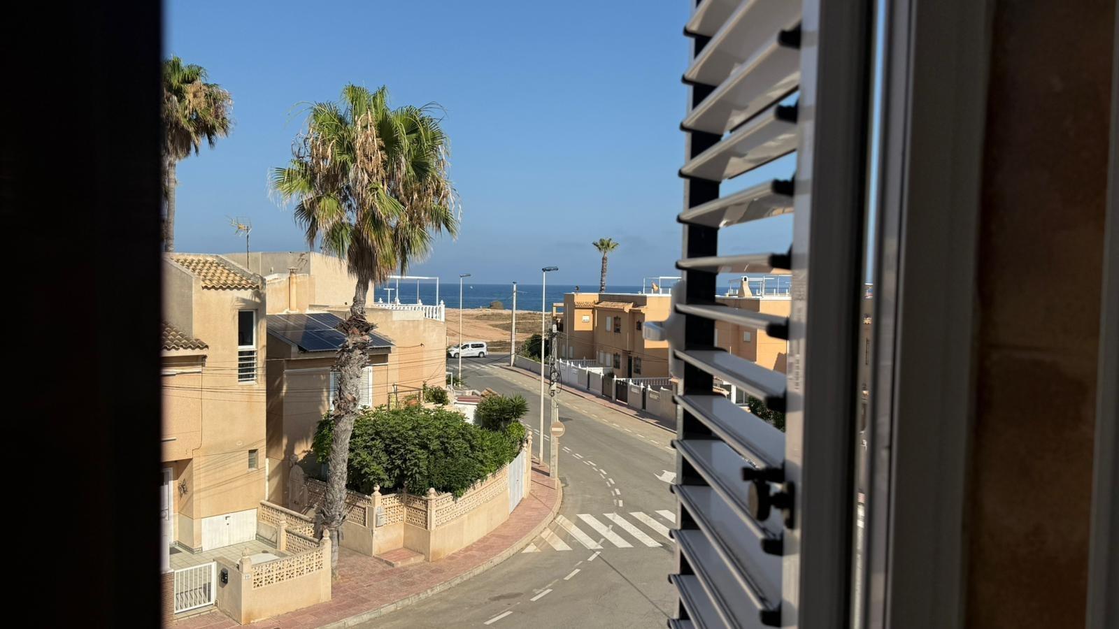 Townhouse à Torrevieja, Alicante, Espagne 3 chambres, 267 m2 No. 190170