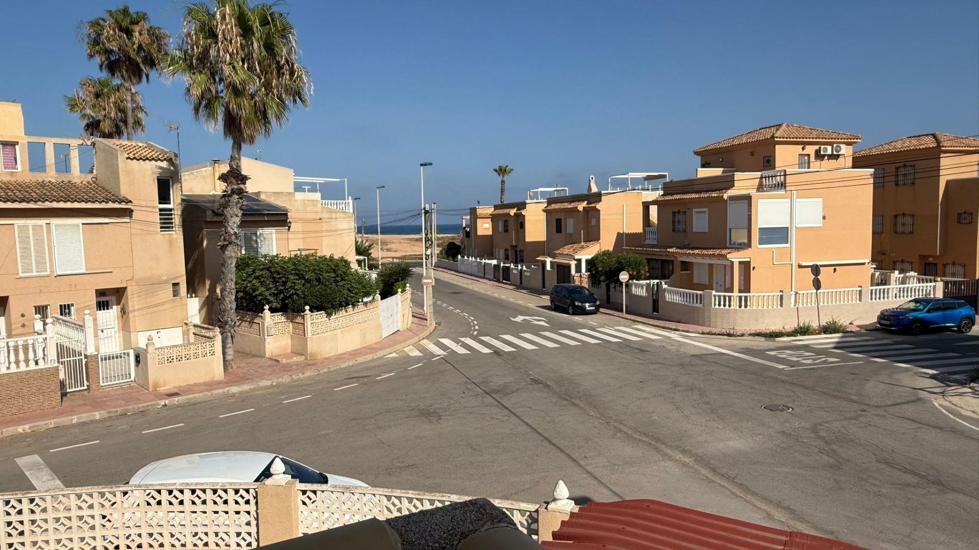 Townhouse à Torrevieja, Alicante, Espagne 3 chambres, 267 m2 No. 190170