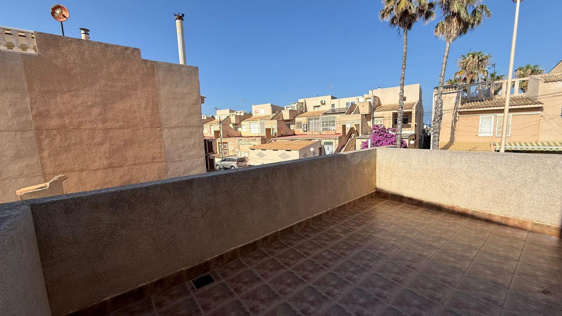 Townhouse à Torrevieja, Alicante, Espagne 3 chambres, 267 m2 No. 190170