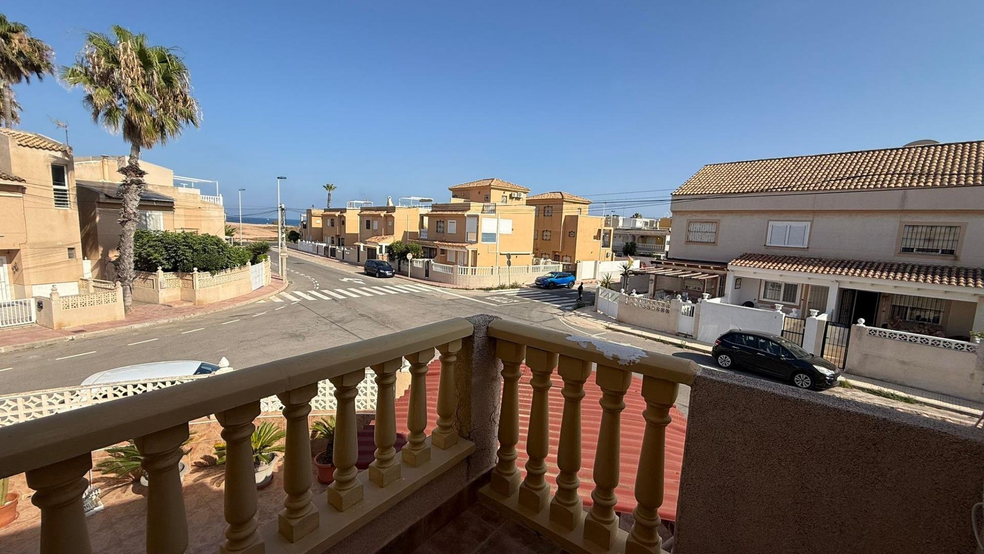 Townhouse à Torrevieja, Alicante, Espagne 3 chambres, 267 m2 No. 190170