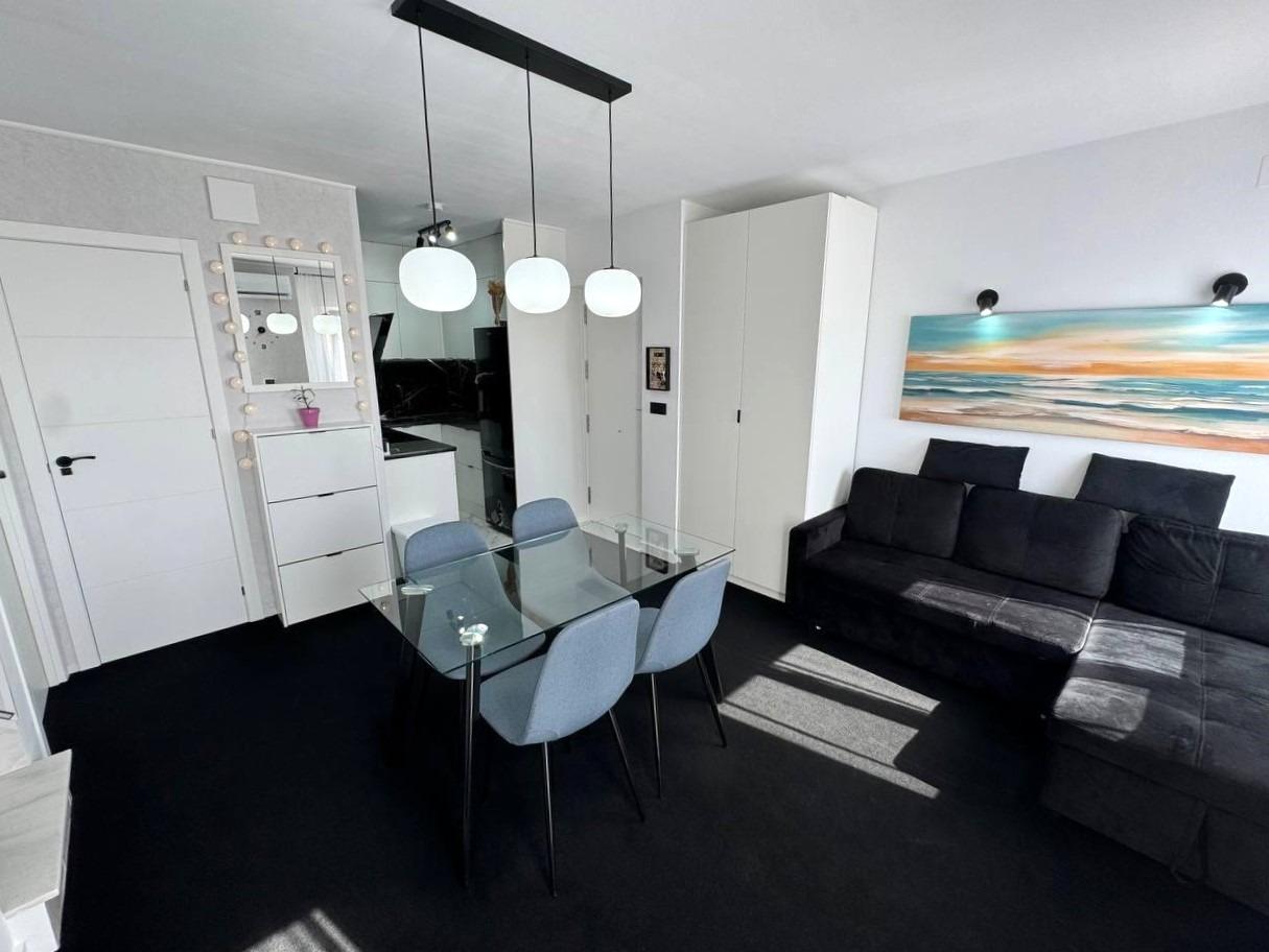 Townhouse in Torrevieja, Alicante, Spain 3 bedrooms, 82 sq.m. No. 190169