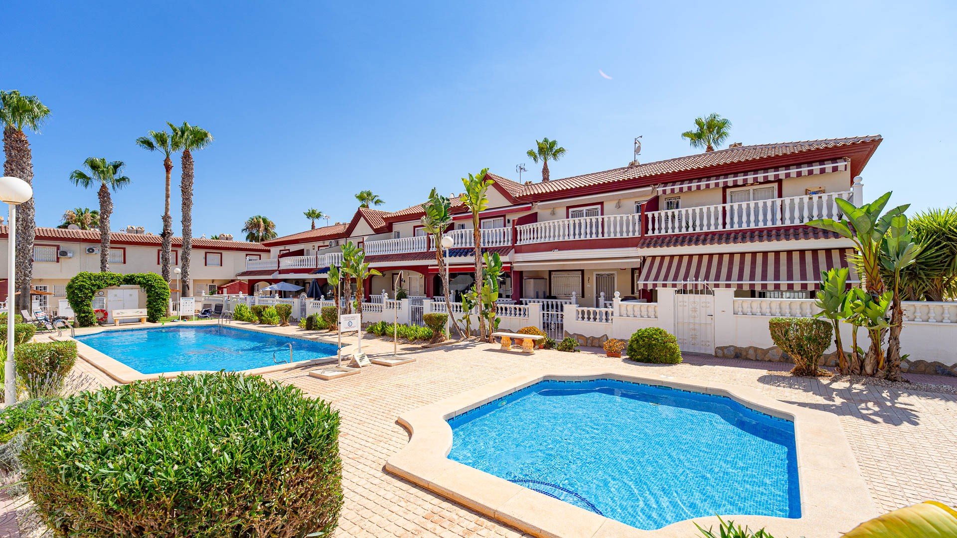 Kaupunkipientalo Alicante, Espanja 3 makuuhuonetta, 126 m2 No. 190214