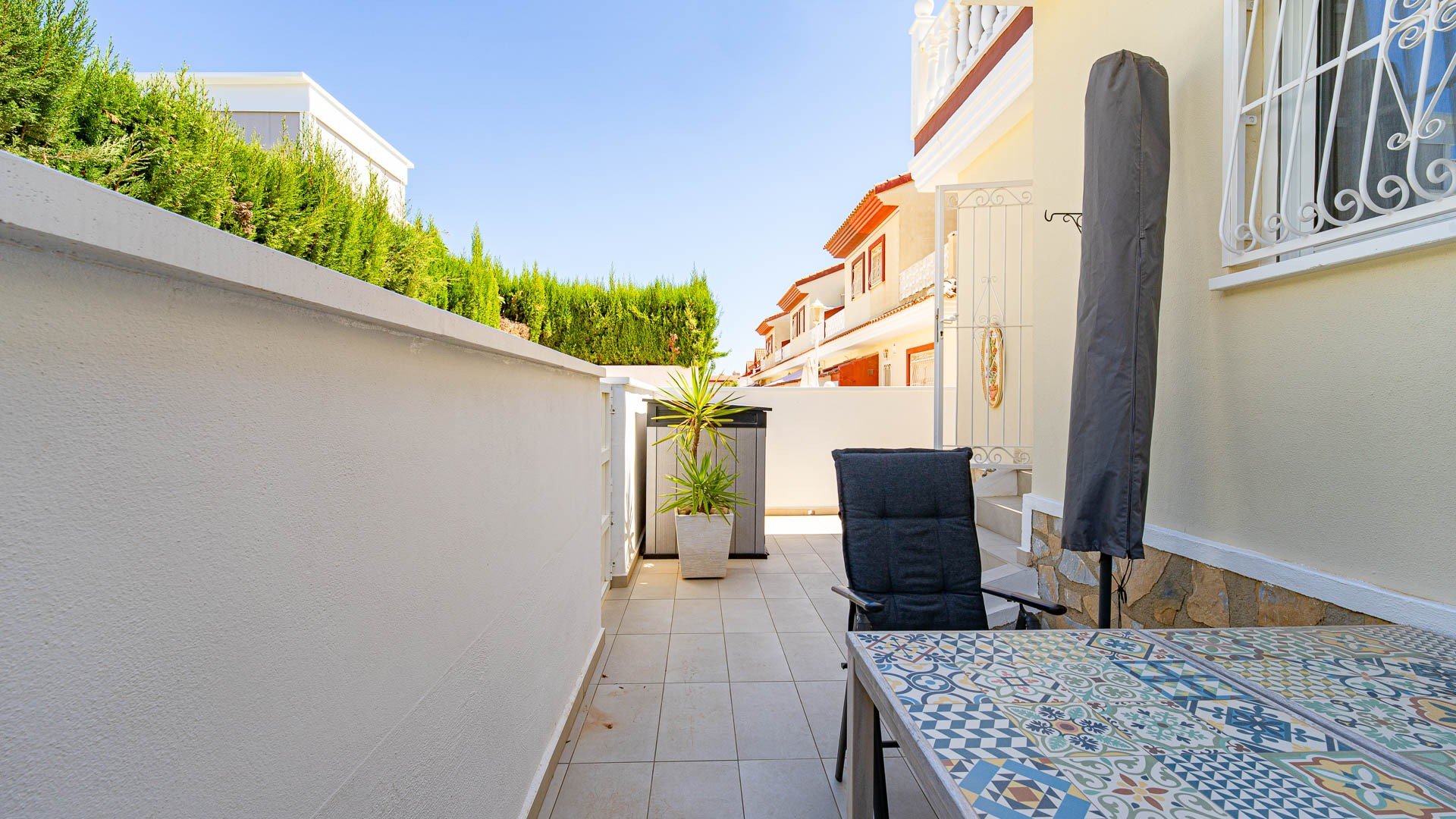 Kaupunkipientalo Alicante, Espanja 3 makuuhuonetta, 126 m2 No. 190214