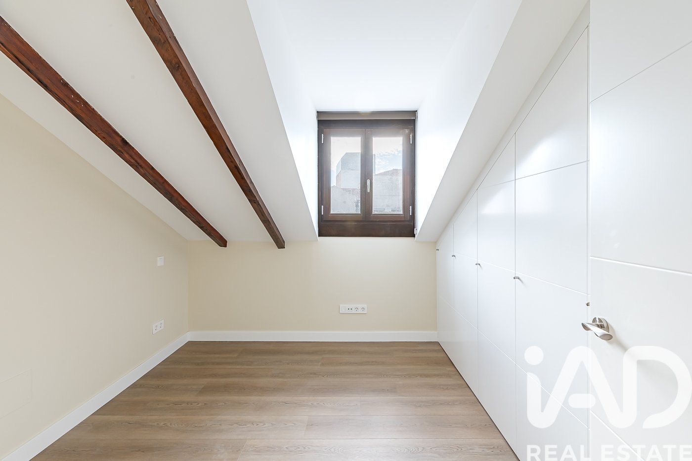 Apartamento en Madrid, España 3 dormitorios, 67 m2 No. 188395